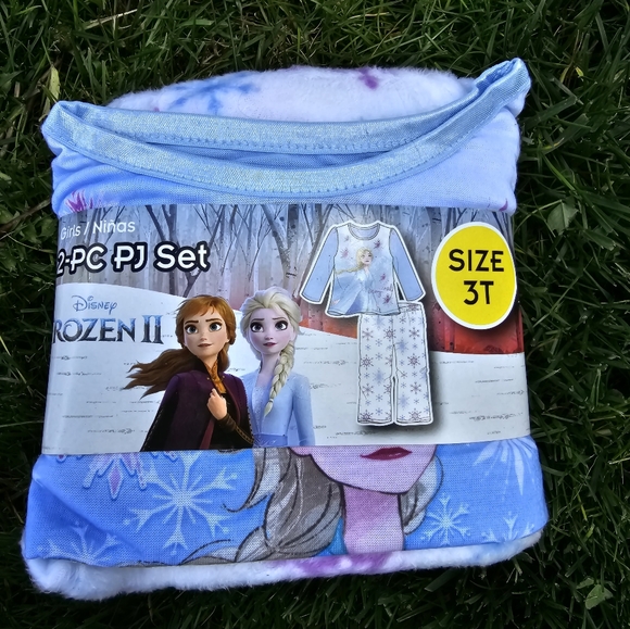 frozen Other - Pj's